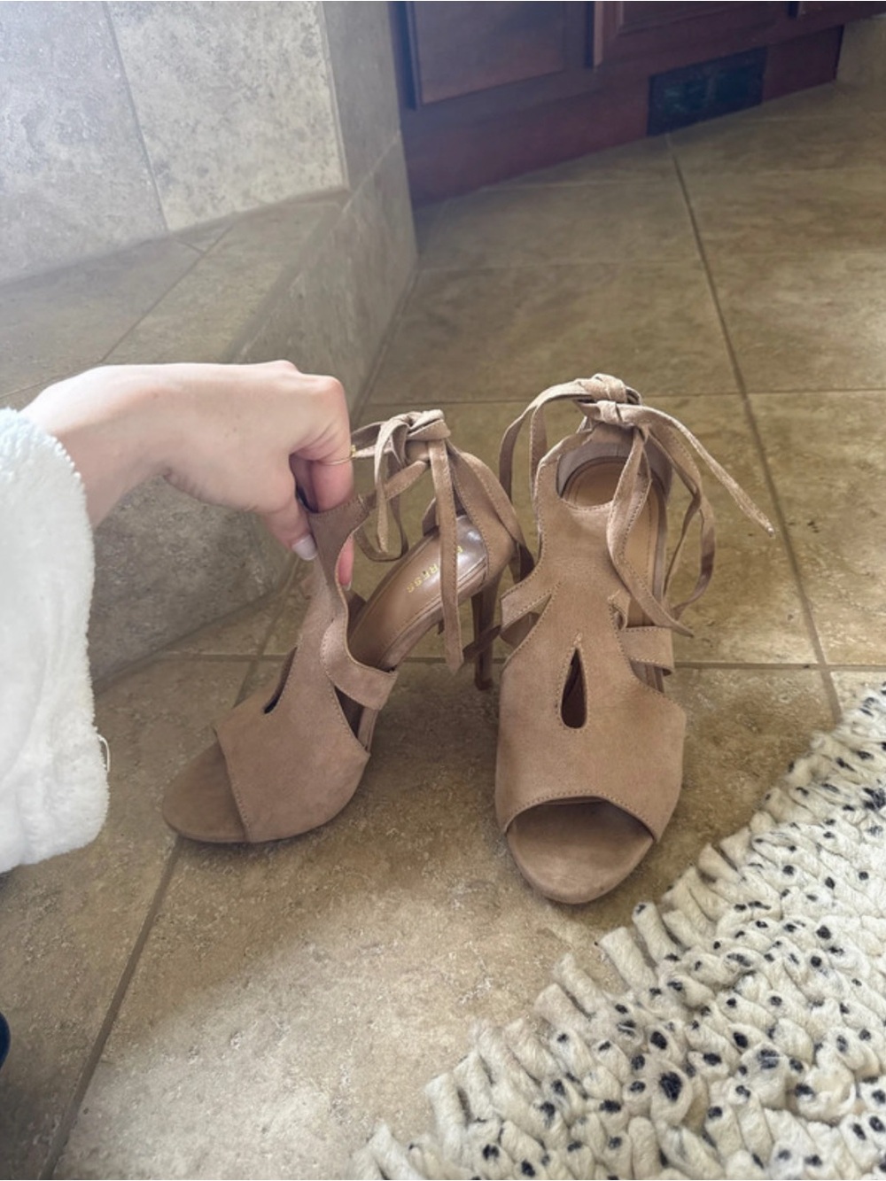 Express Heels
